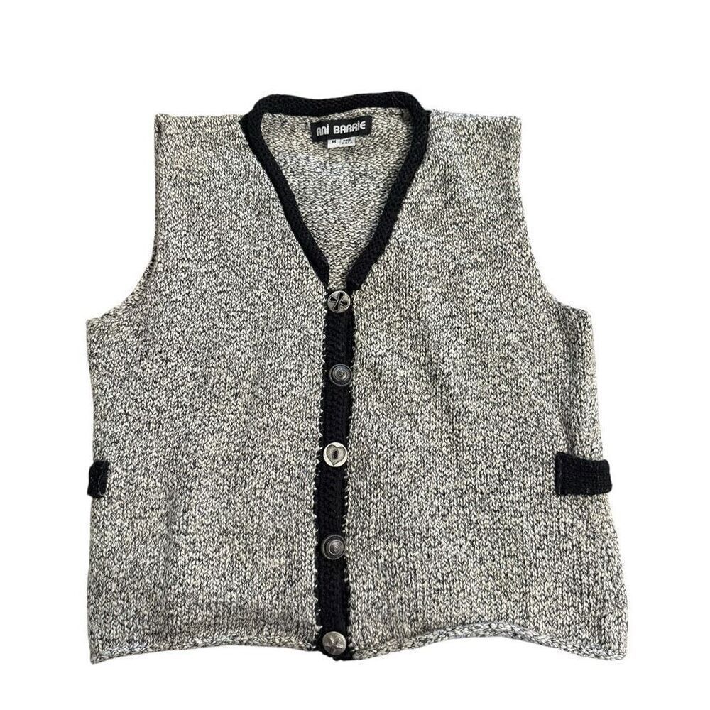 Vintage Ani Barrie knit vest with fun buttons medium